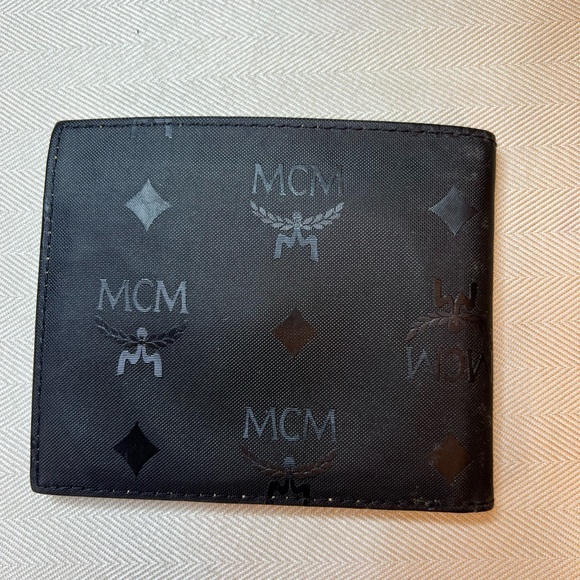 MCM Black Wallet - Picture 2 of 11
